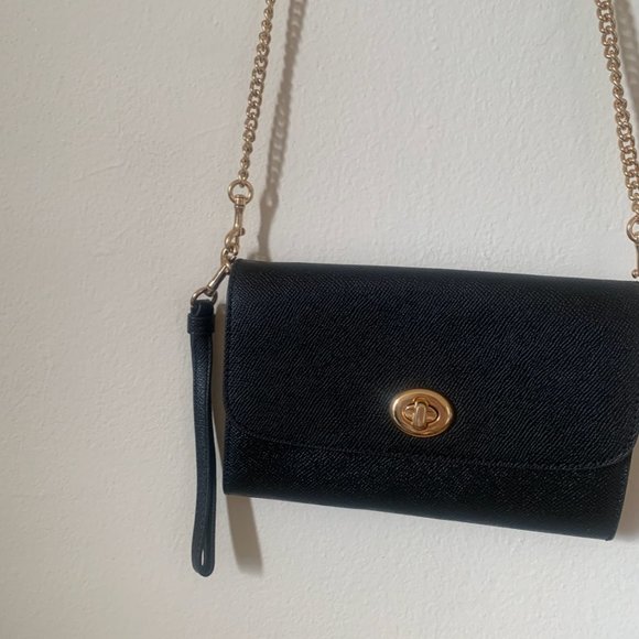 Coach Crossbody Chain Purse - Picture 2 of 4